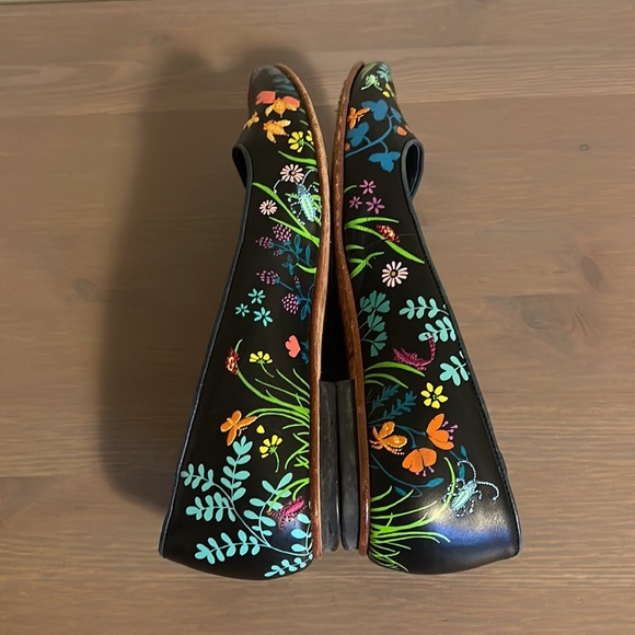 Camper Black Leather Colourful Embroidered Floral Print Flats - Women’s Size 36 - Picture 7 of 9